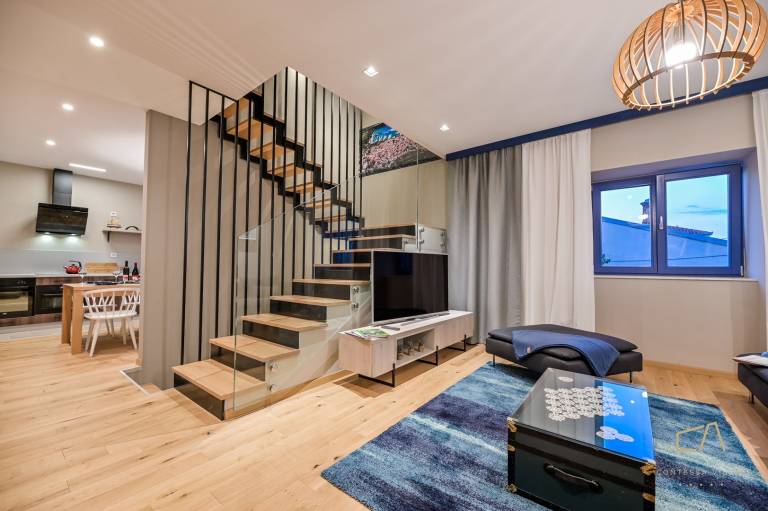 Villa with pool, hot tub & terrace | Sea view — photo 5