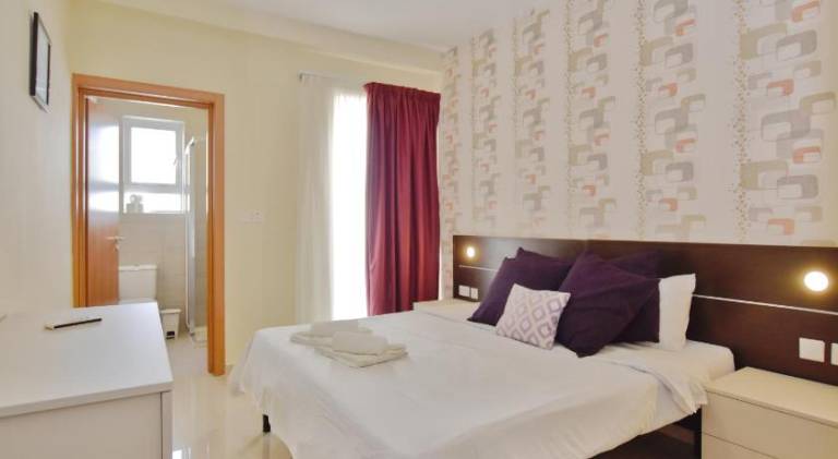 Holiday apartment | Pets are welcome in St. Julian's