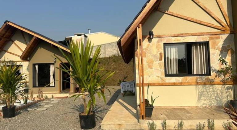 Chalet with yard | Pet-friendly in Sao Jose dos Pinhais