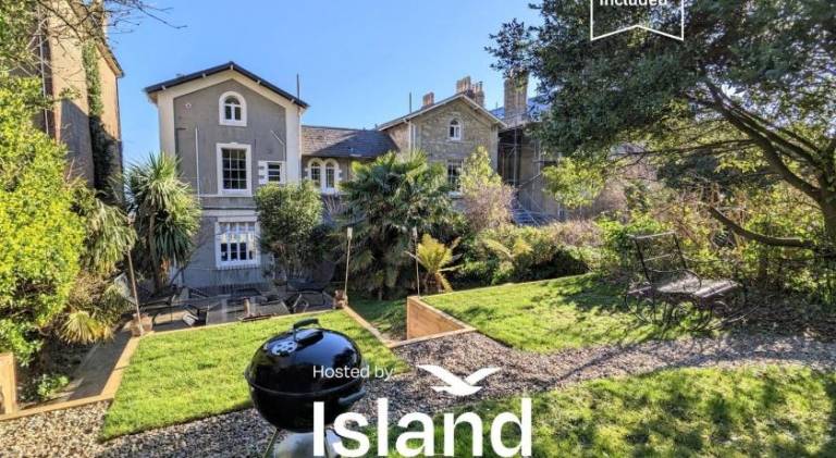 House with 5 rooms for 10 persons in Shanklin
