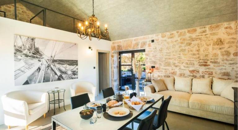Vacation home with pool | Pets allowed in Jelsa