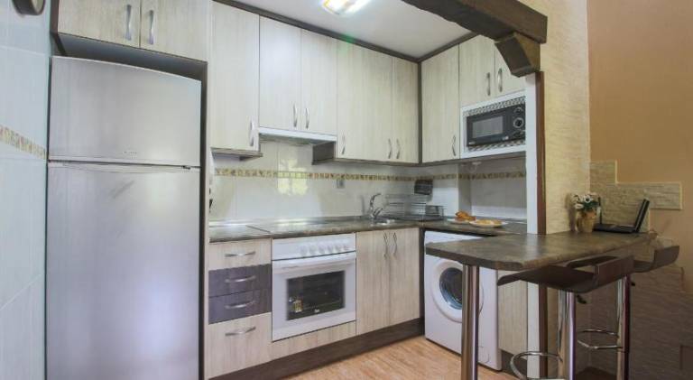 Apartment with pool | Pets allowed — photo 4