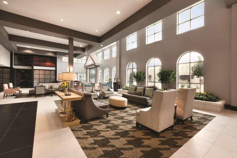 Embassy Suites by Hilton Tuscaloosa Alabama Downtown — photo 2