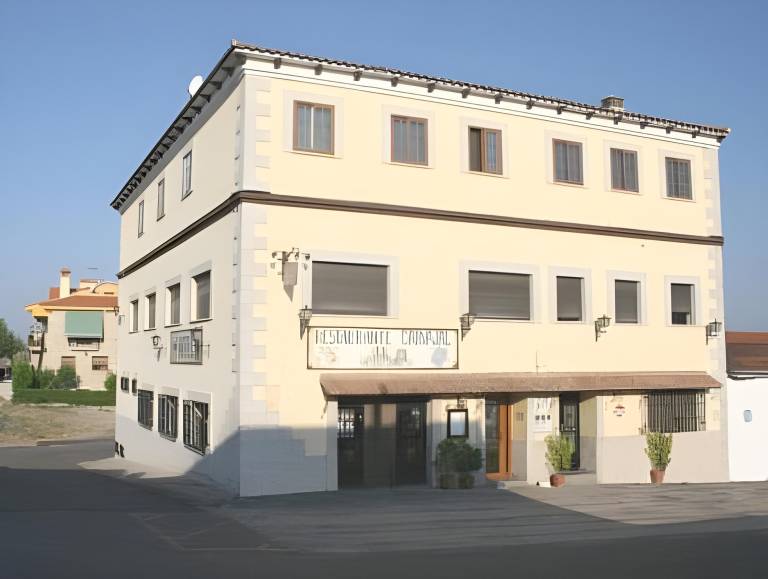 Hotel Carvajal in Torrejon El Rubio
