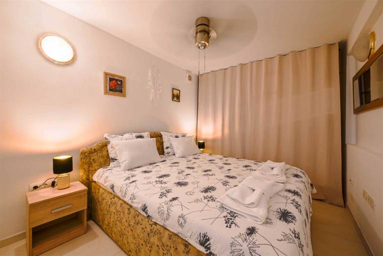 Holiday apartment with terrace | Pet-friendly — photo 2