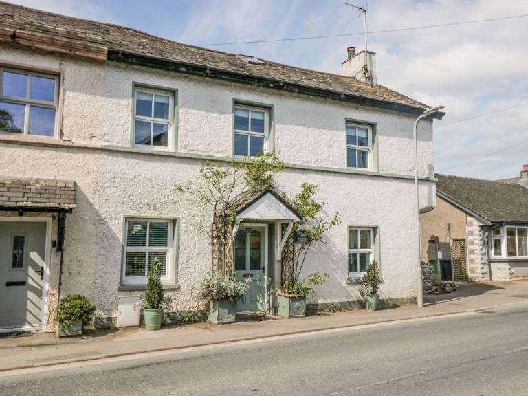 Cottage Grange-Over-Sands