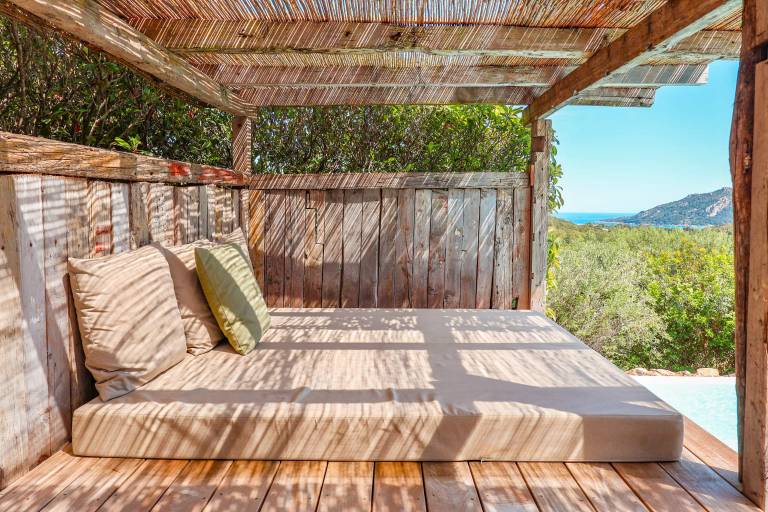 Villa with patio, barbecue & private pool | Sea view — photo 2
