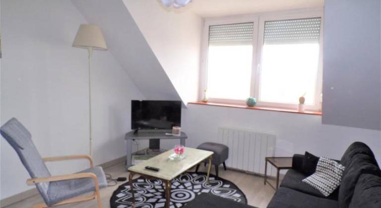 Apartment with 2 rooms for 5 persons in Montreuil