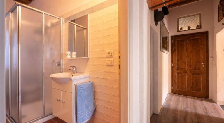 Apartment with 3 rooms for 6 persons — photo 2