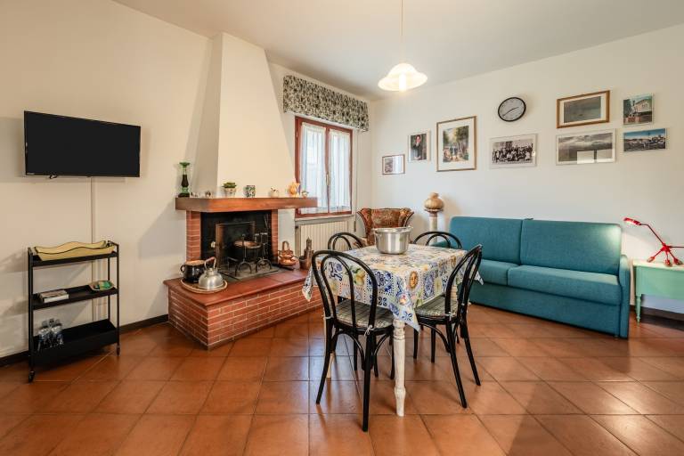 Apartment with garden | Garden view — photo 2
