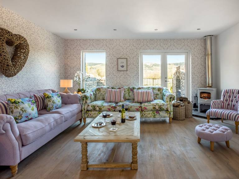 Cottage  Newby Bridge