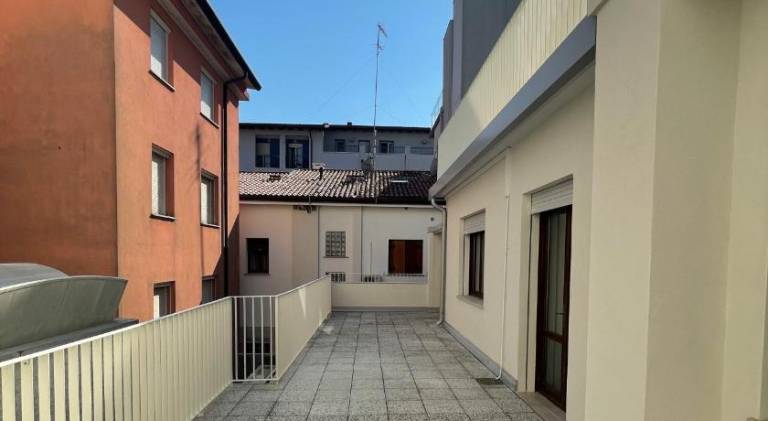 Rental apartment with terrace — photo 5