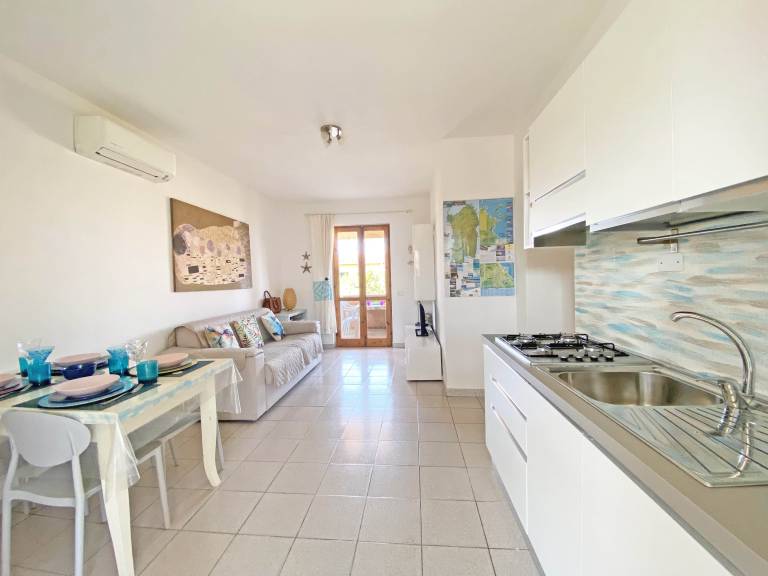 Family-oriented charming holiday apartment with garden, barbeque & patio | Garden view | Pets are welcome — photo 4