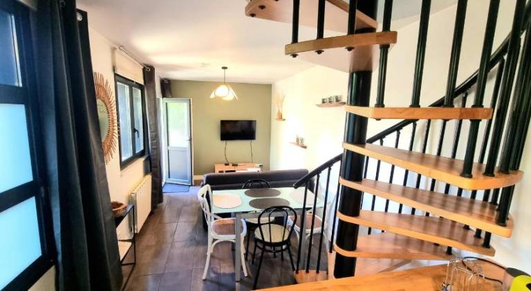 Charming vacation home | Pets allowed — photo 3