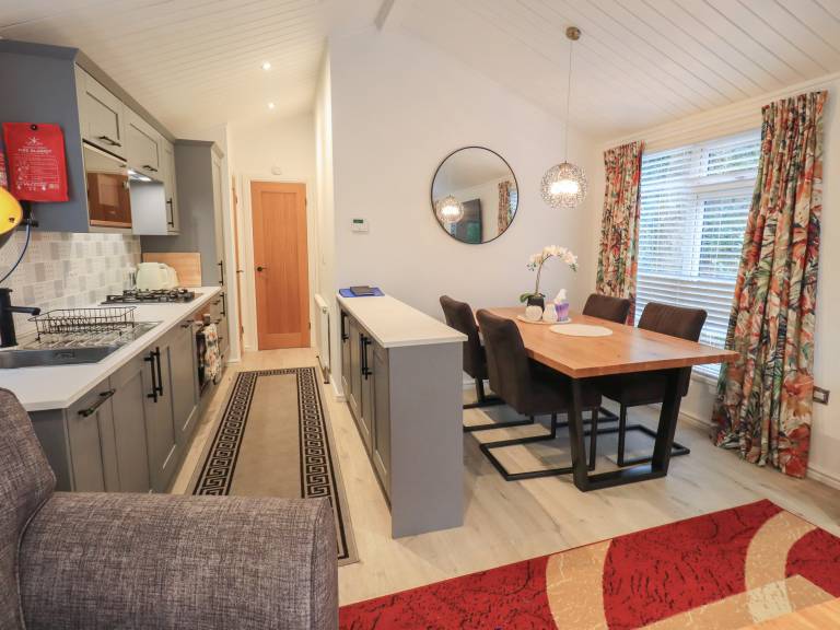 Cottage with garden | Beach view — photo 4