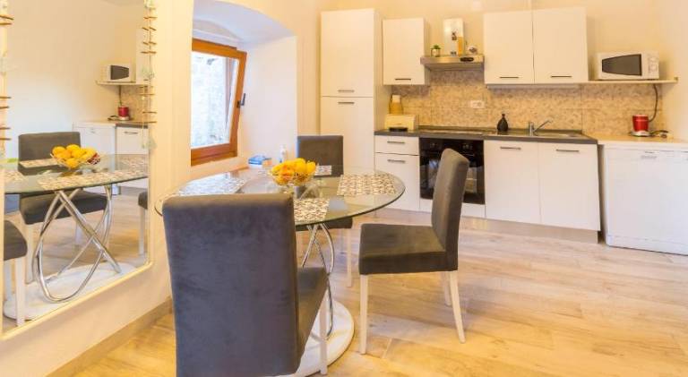 House with 1 room for 3 persons — photo 3