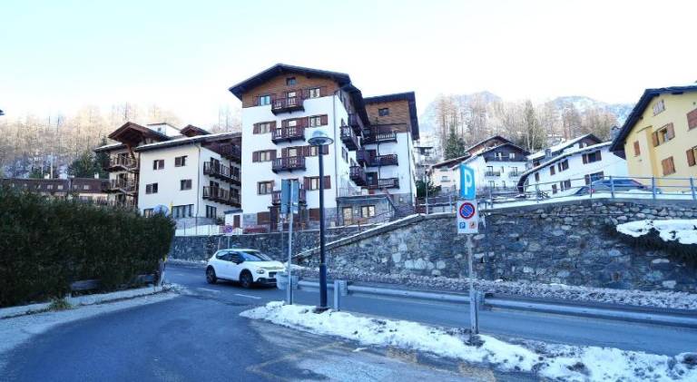 Rental apartment with 1 room for 3 persons in Valtournenche