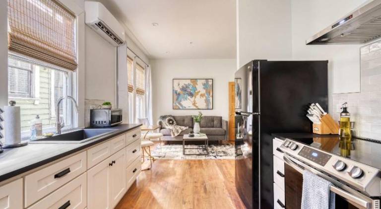 Apartment with 1 room for 2 persons in Portland, OR