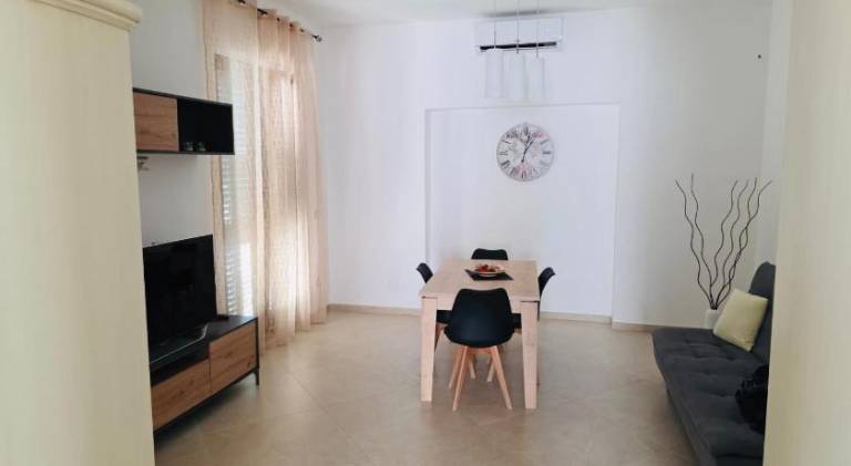 Rental apartment with 2 rooms for 4 persons — photo 5