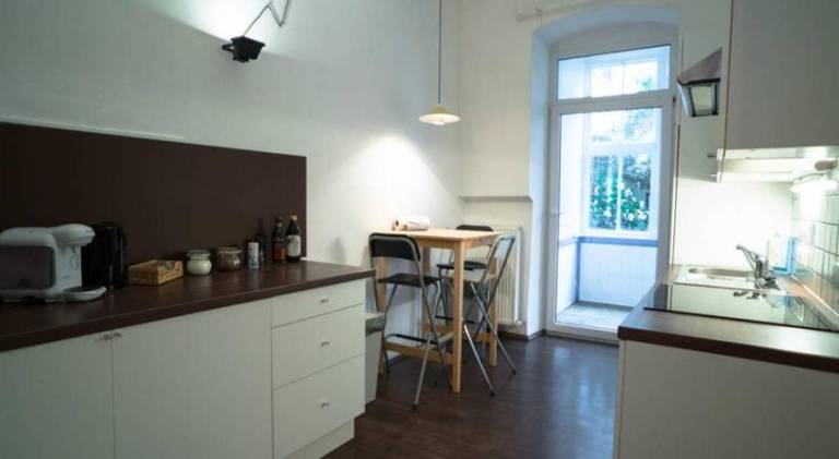 Apartment with garden | Next to Goldenes Dachl | Pets allowed — photo 3