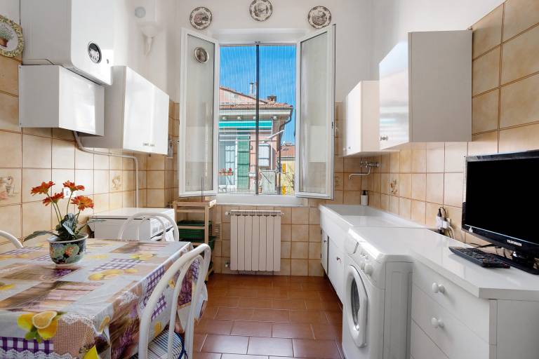 Seba House Apartment with Private Terrace, Wi-Fi and Air Conditioning — photo 4