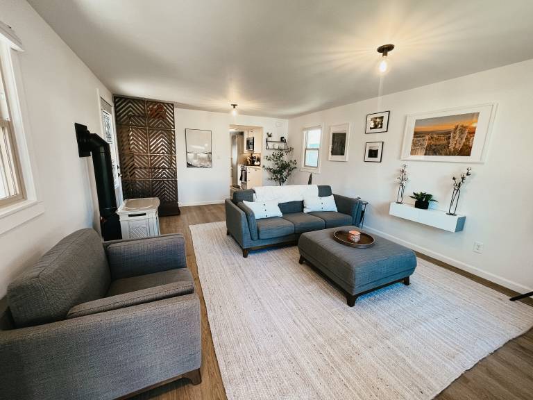House  Gunnison