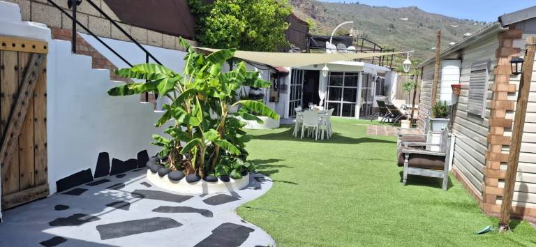 Lovely vacation home with garden | Pets are welcome — photo 2