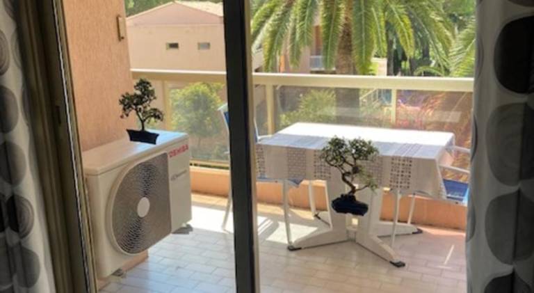 Holiday apartment with pool | Next to the beach | Pets are welcome — photo 4