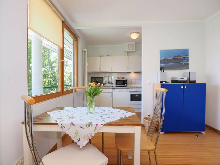 Appartement mit 1 Schlafzimmer und Balkon — photo 3