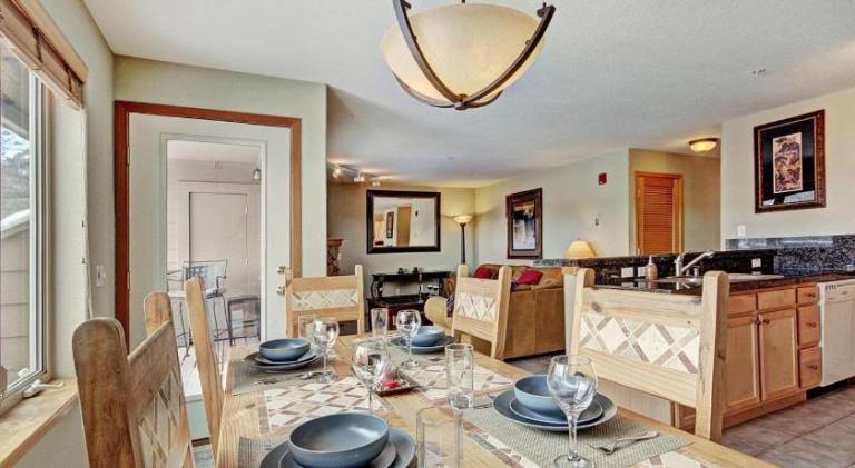 522 Watch Hill Condo — photo 2
