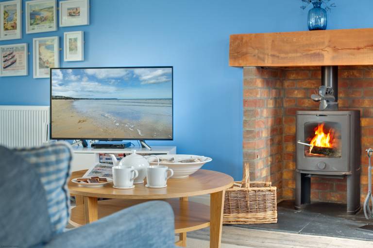 Cottage with sauna, garden & pool | Sea view — photo 5