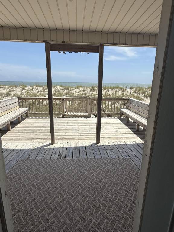 House Oak Island