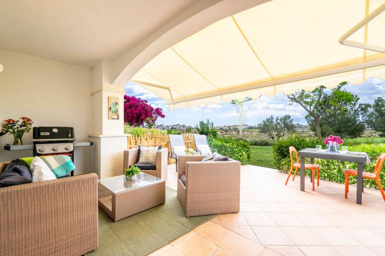Holiday apartment with barbecue, fast internet & yard | Mountain view — photo 4