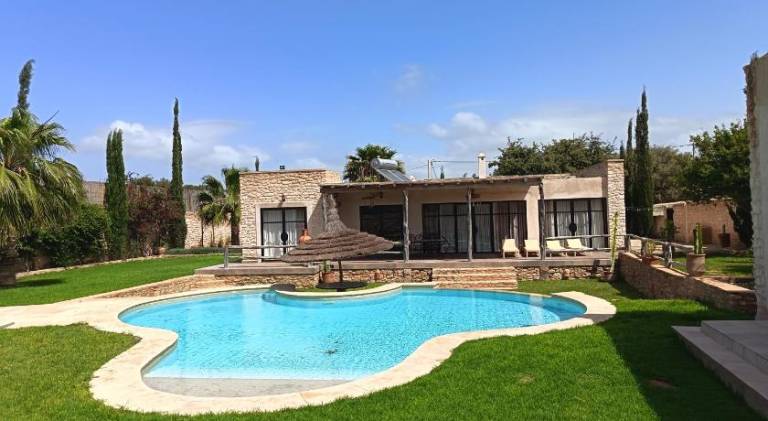 Villa with pool in Essaouira