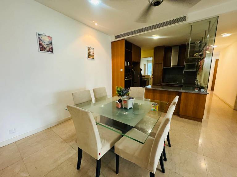Child-friendly apartment with pool, garden & hot tub | Close to Petronas Towers | Water view | Suitable for remote work | Pet-friendly — photo 4