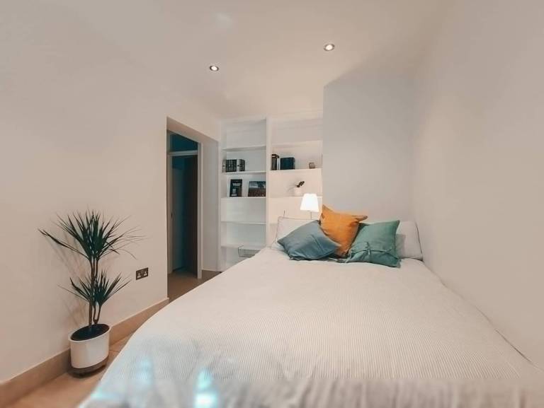 Apartment  Kingston upon Thames