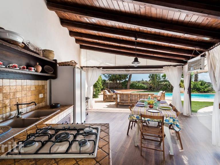 House with sauna, terrace & private pool — photo 4