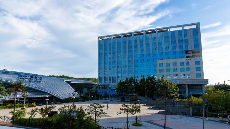 Incheon Airport Global Hotel & Suites Unseo Station