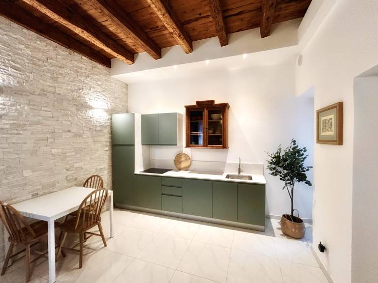 Ferienwohnung in Arch, Arco für max. 4 Personen, Ferienwohnung in Arch, Arco für max. 4 Personen,