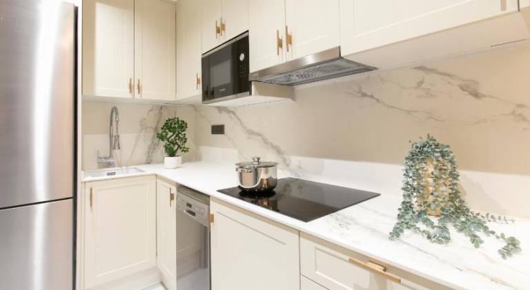 Holiday apartment with terrace | Near Sagrada Família — photo 5