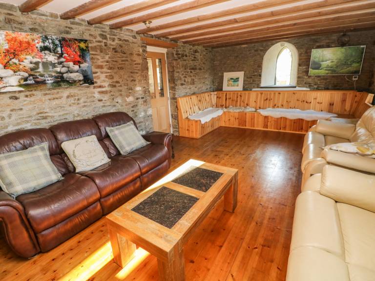 Cottage with garden & jacuzzi — photo 5