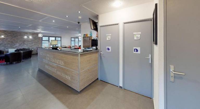 KYRIAD Fontenay Tresigny Hotel — photo 4