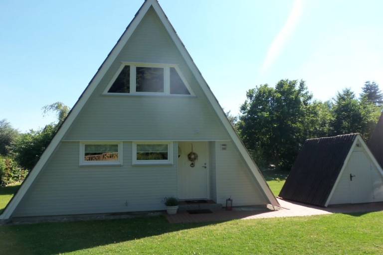 House with terrace, garden & barbecue — photo 5