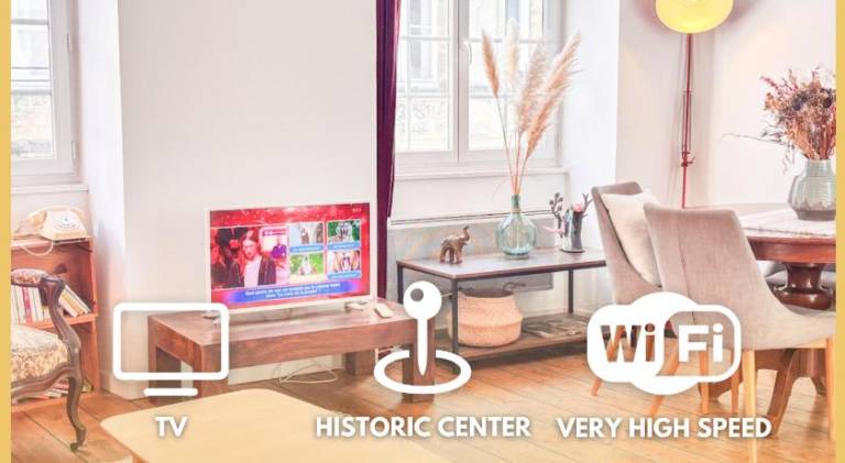 Fully equipped wonderful holiday apartment | Next to Bordeaux Cathedral | Pets are welcome in Bordeaux