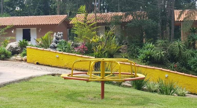 Vacation home with pool — photo 5