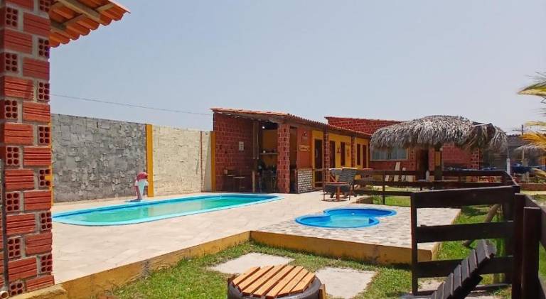 Lovely house with pool | Pets allowed — photo 3
