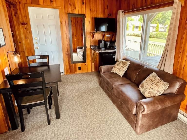 Lodge  Lake George