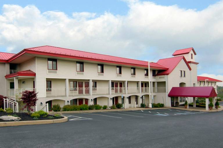 Red Roof Inn Lancaster — photo 3