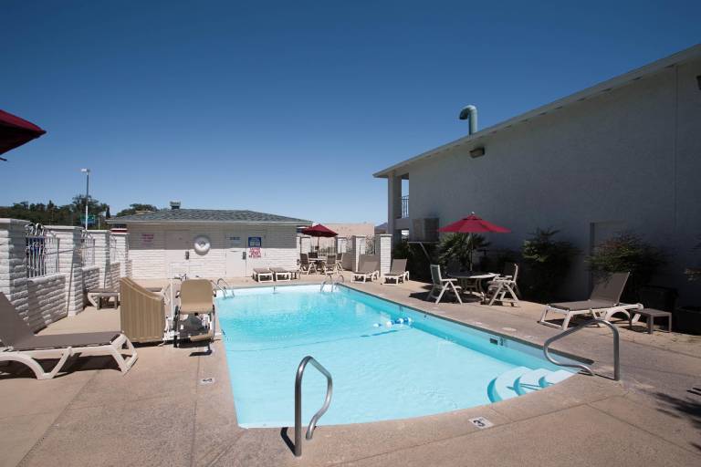 Motel 6 Kingman, AZ - Route 66 West — photo 5