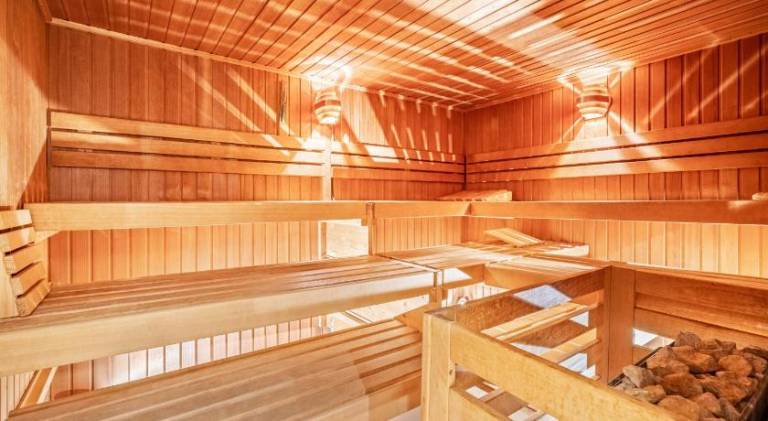 Rental apartment with sauna & pool — photo 5